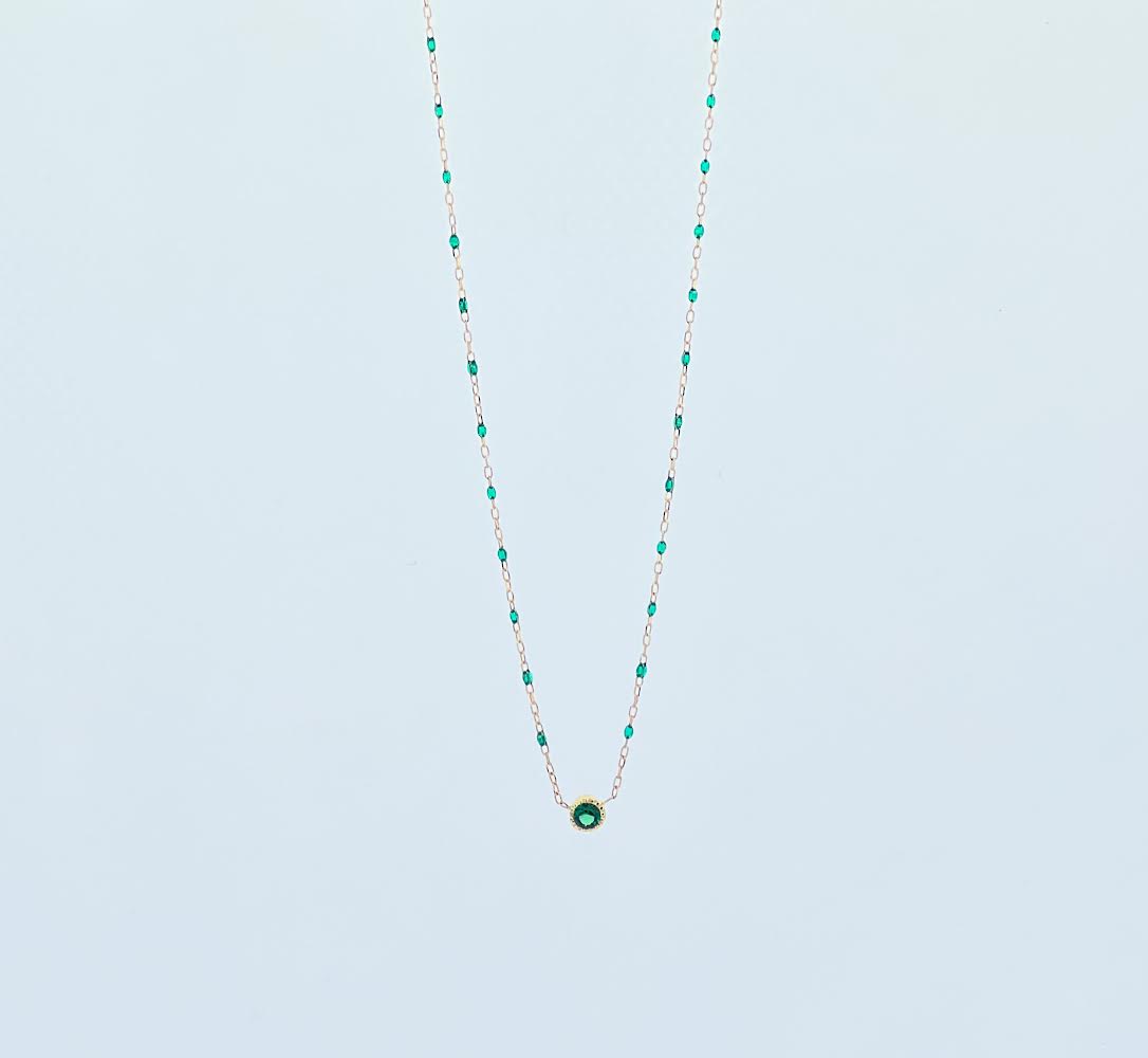 18k Pendant Necklace with Stone