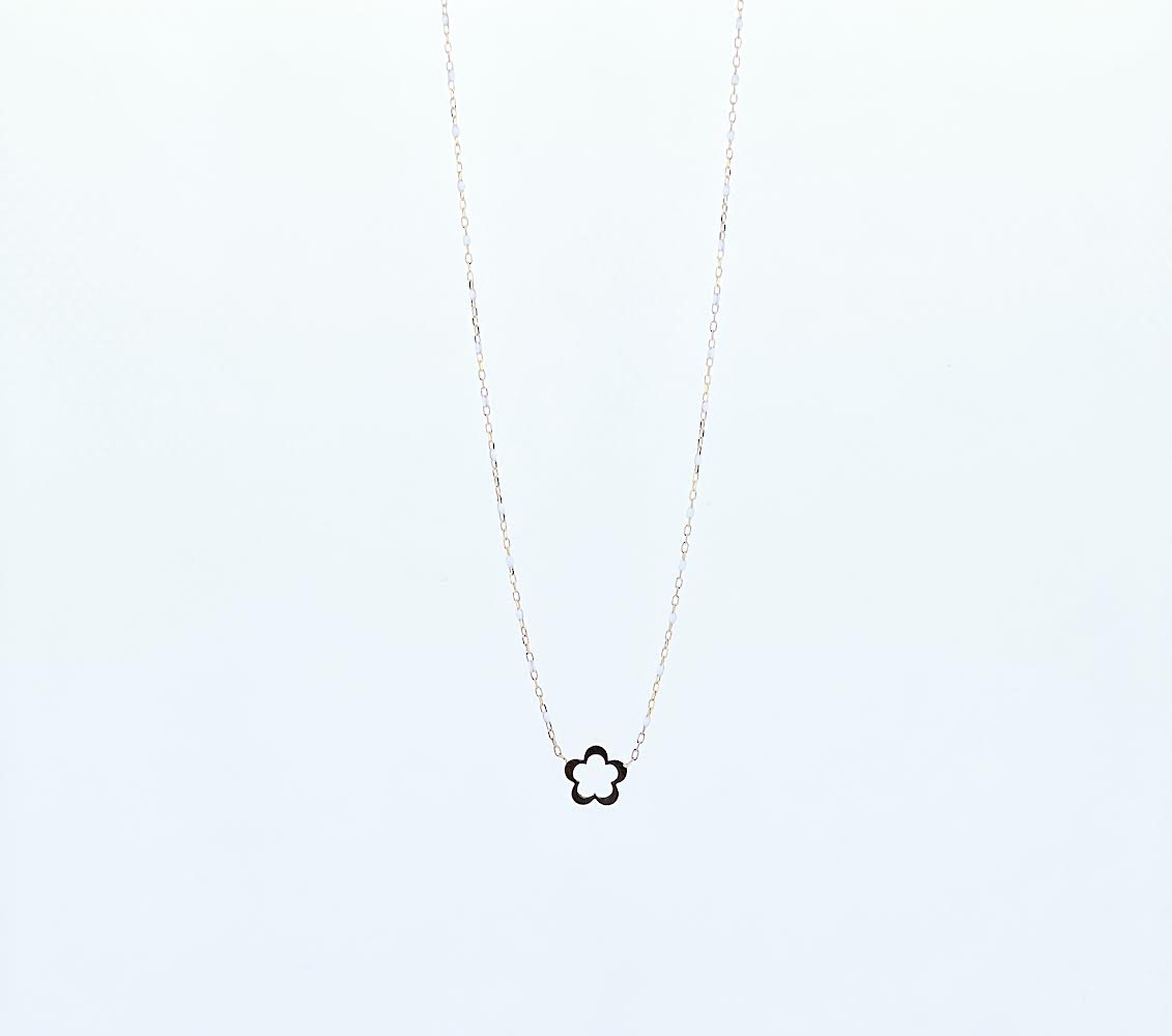 18k pendant necklace with Flower