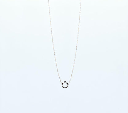 18k pendant necklace with Flower